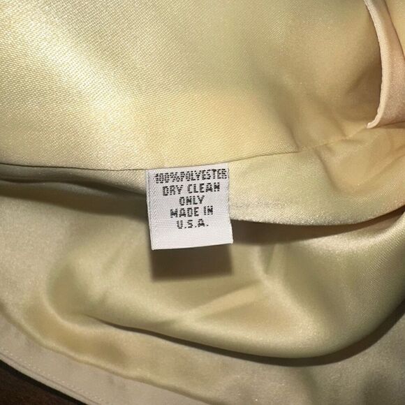 NWT Head of State Wumi Skirt - Picture 9 of 9